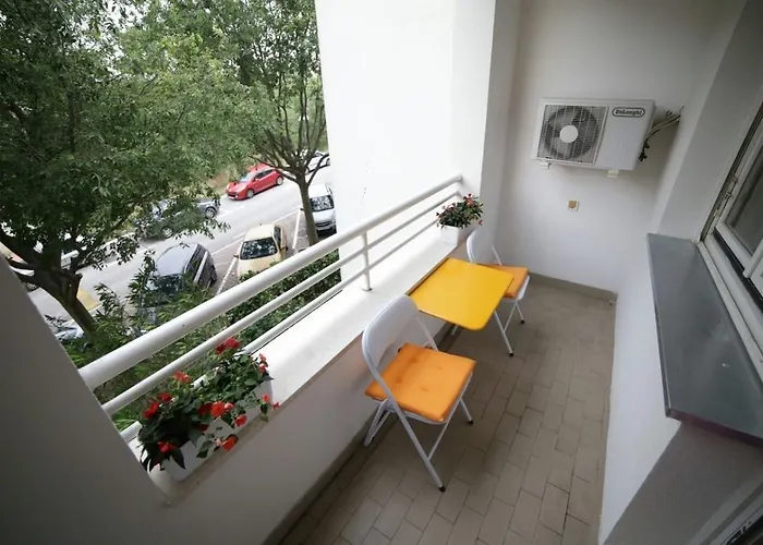 Kate * Split