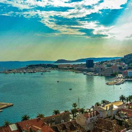 Apartment Kate Split